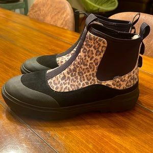 Vans Ultracrush weatherproof booties